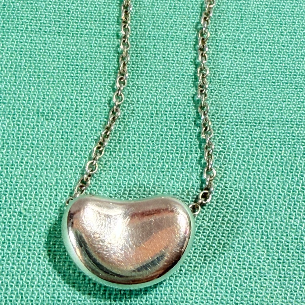 Tiffany & Co. Sterling Silver Elsa Peretti Bean Pendant Necklace and Earring Set - Picture 14 of 15